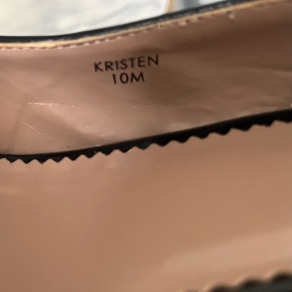 Tahari Black Glossy Slingback Heels - Picture 8 of 9